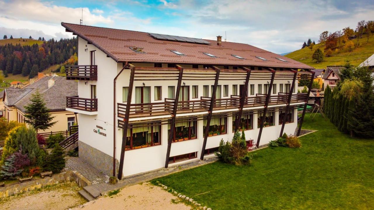 Casa Muntelui 호텔 푼다타 외부 사진