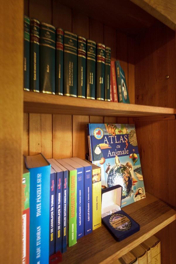 Casa Muntelui 호텔 푼다타 외부 사진